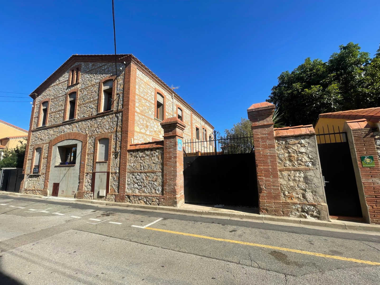 LA MAISON JAUNE, Saint-Laurent-de-la-Salanque - photo 17