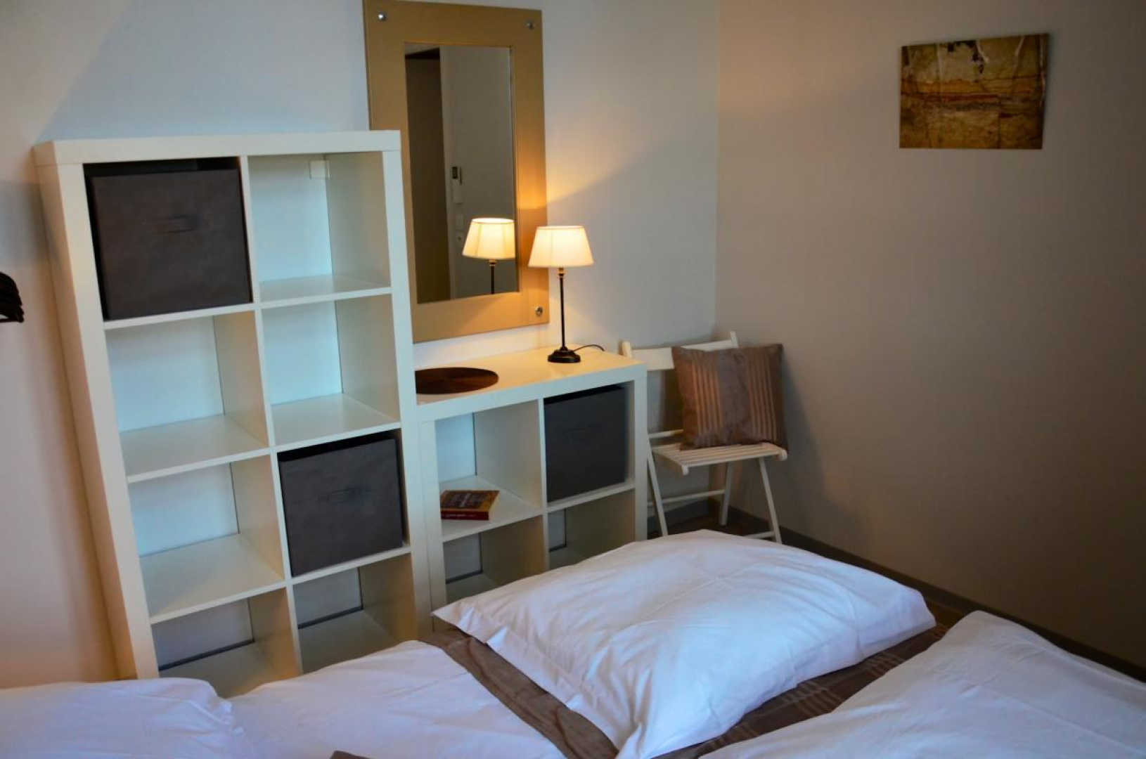 66G121033 e7c98f084d52468fad02d18e60c188c7