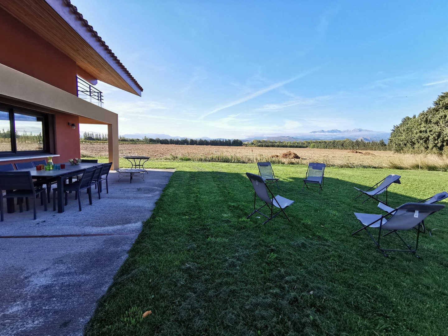 66G121040 2529fdc5789d4d71be71b4843ed4955e