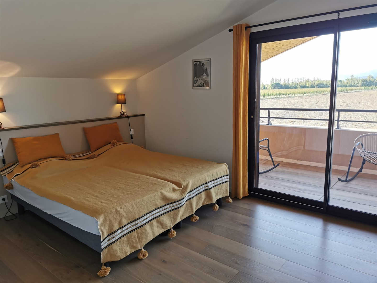 66G121040 7cfe0487b75e4740be5835b04903fc59