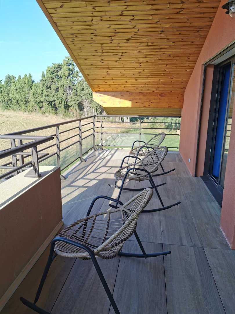 66G121040 f7e30ec929a84510b6b405976de3a248