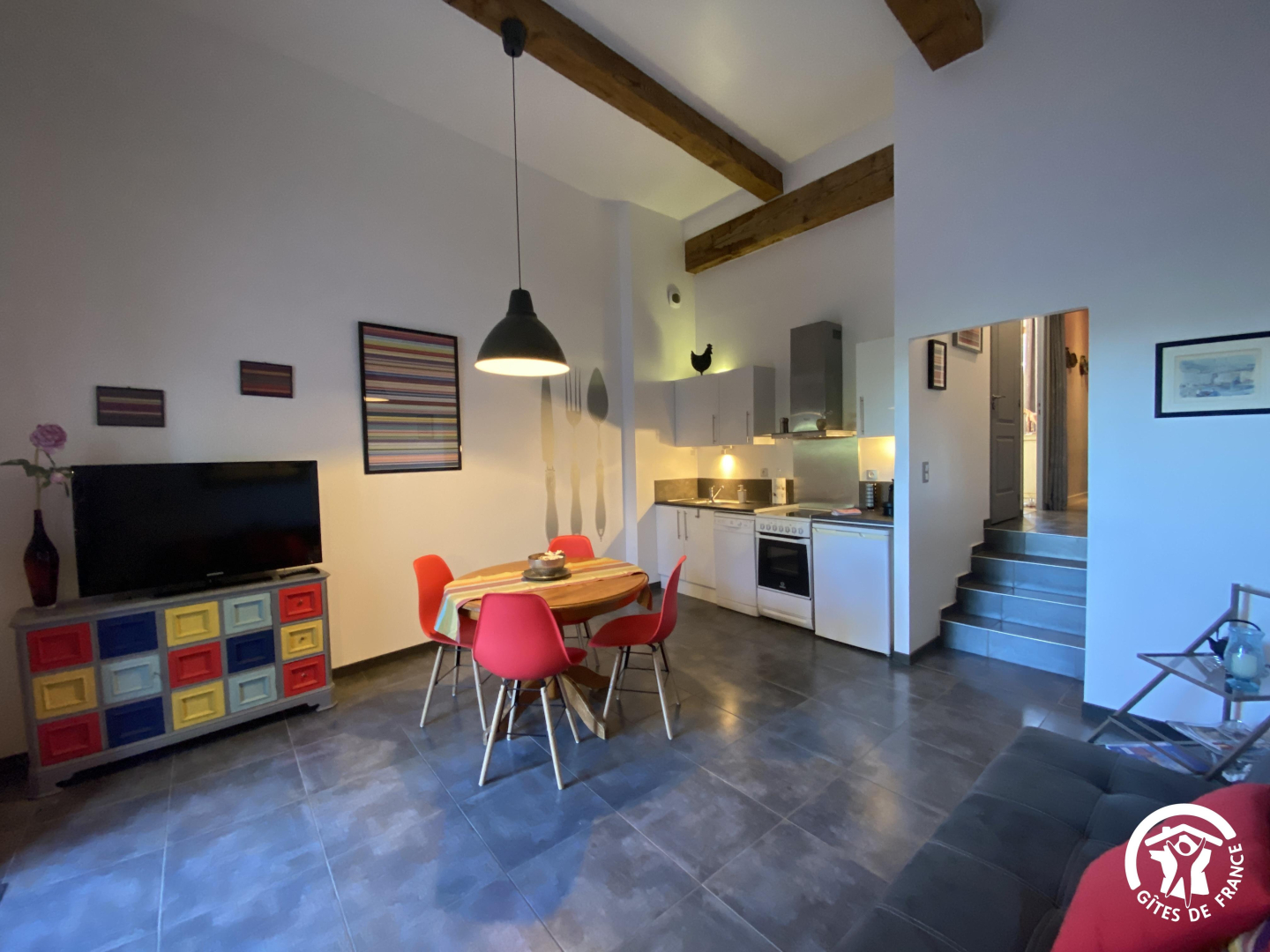 66G121053 50572c83c9db4595a108df0163fa5672