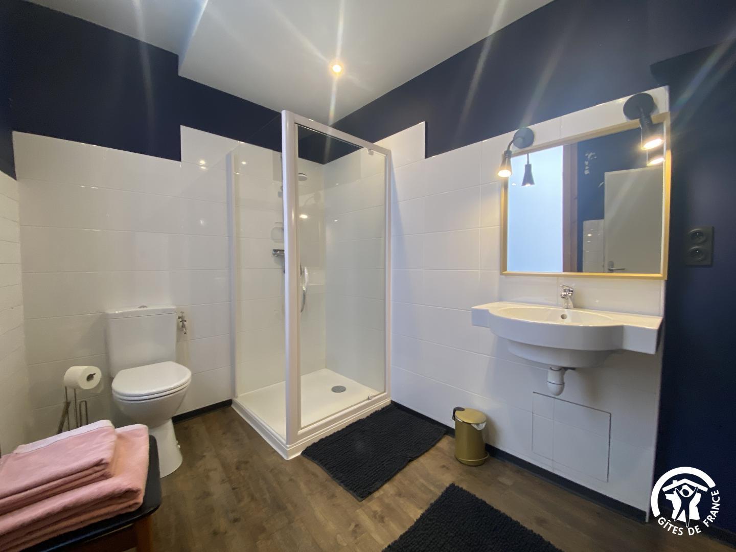 66G121055 008896106ce444eba755d438a1c41bac