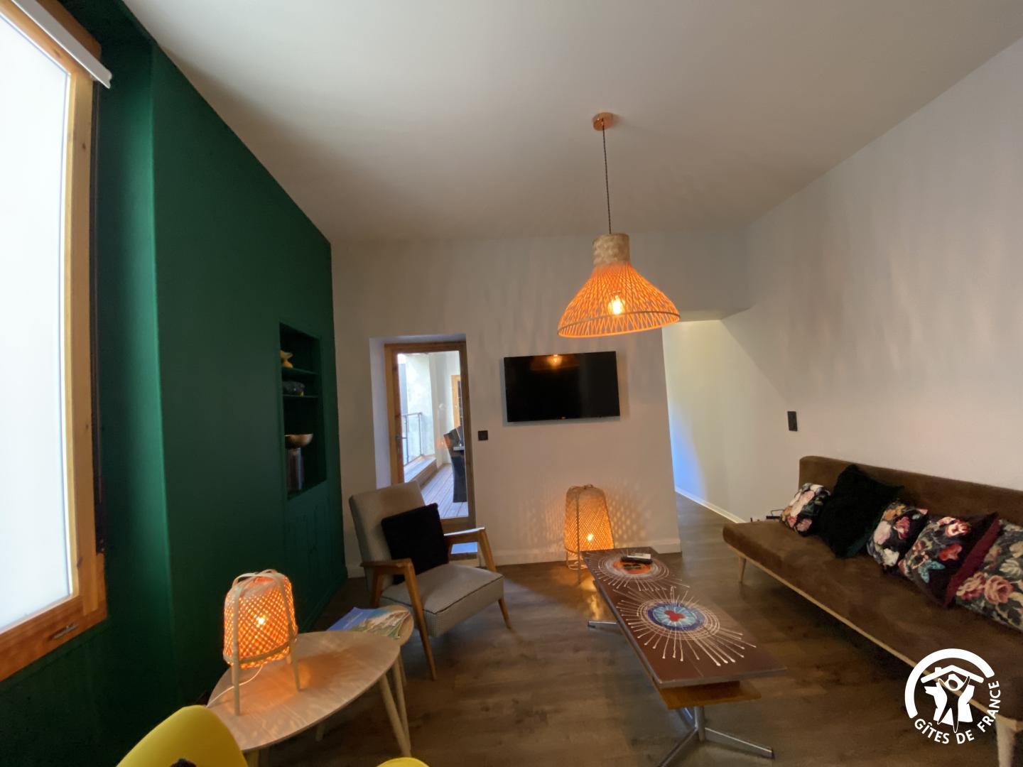 66G121055 8b8e845ea6fa4d688522fff29ad74e46