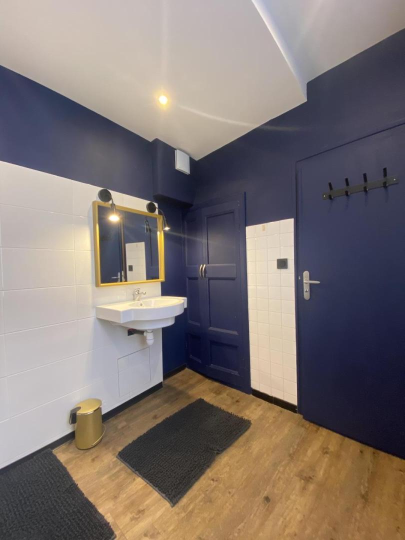 66G121055 e5e7b2c895e5452e8f51608c57037784