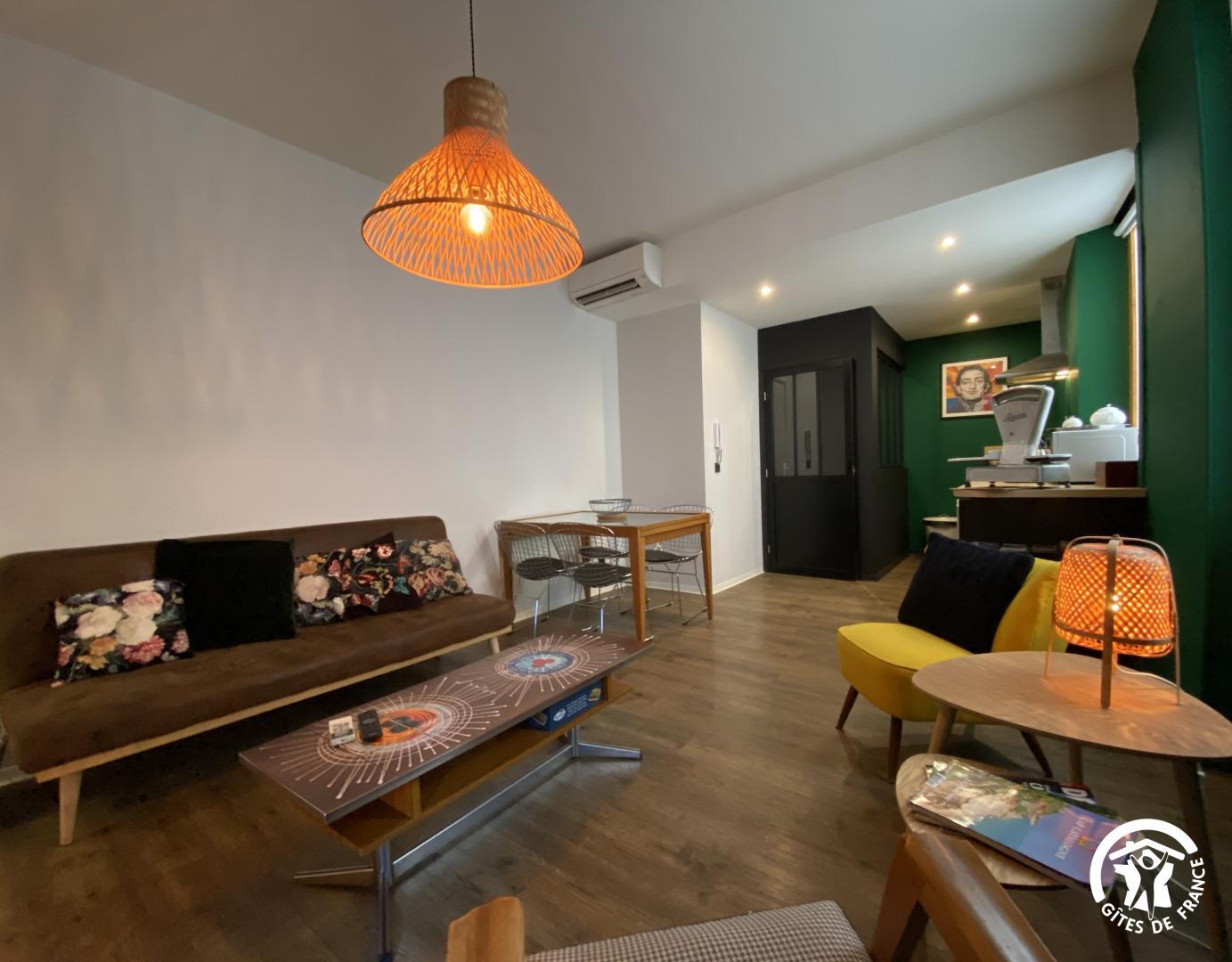 66G121055 ffec165788e14d61adfbfd462b504110