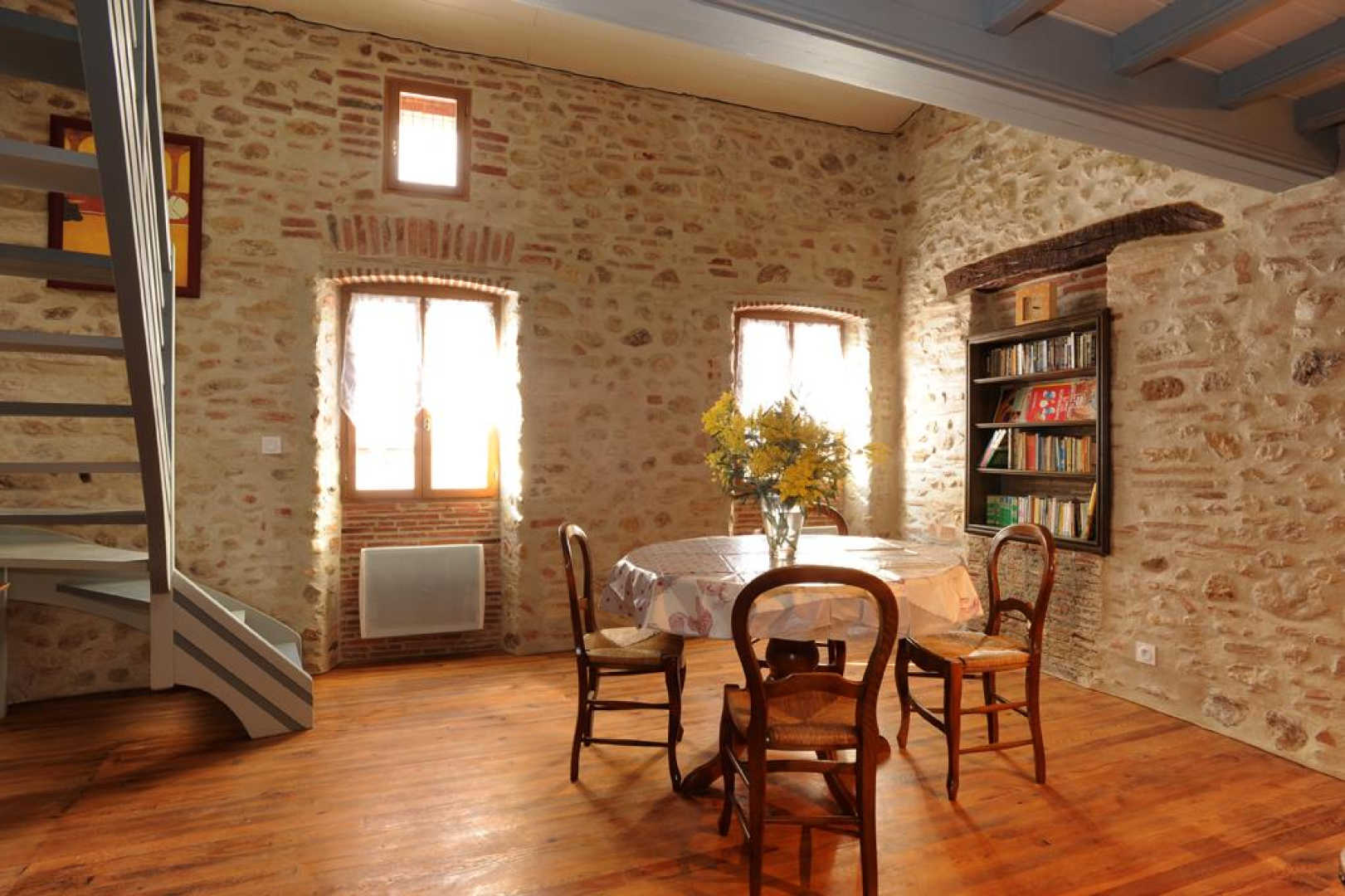 66G121405 1070afca2e8b4c2bbbd91c7bf393325d