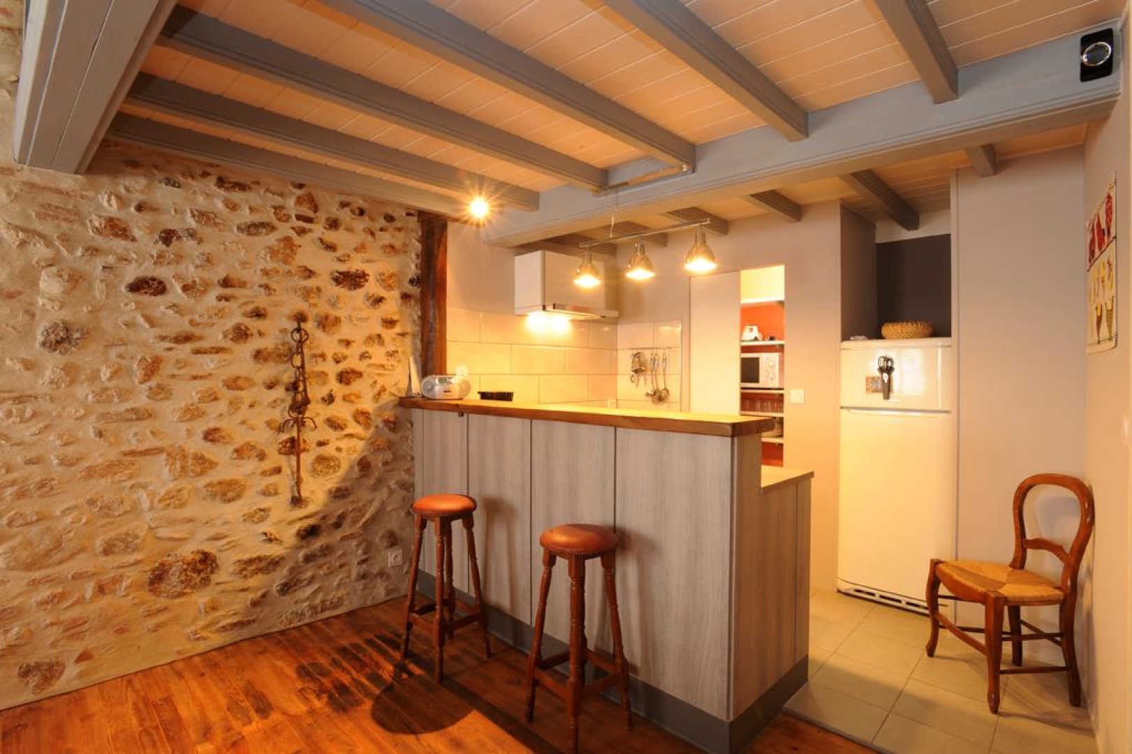 66G121405 200f335832f24cfb941c62838d003a29