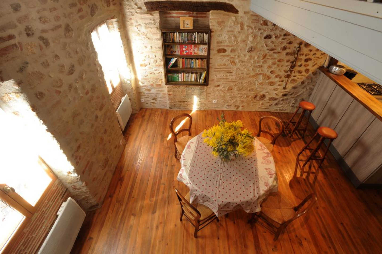 66G121405 9f20fba4191c4480ad50345bfbac2f2d