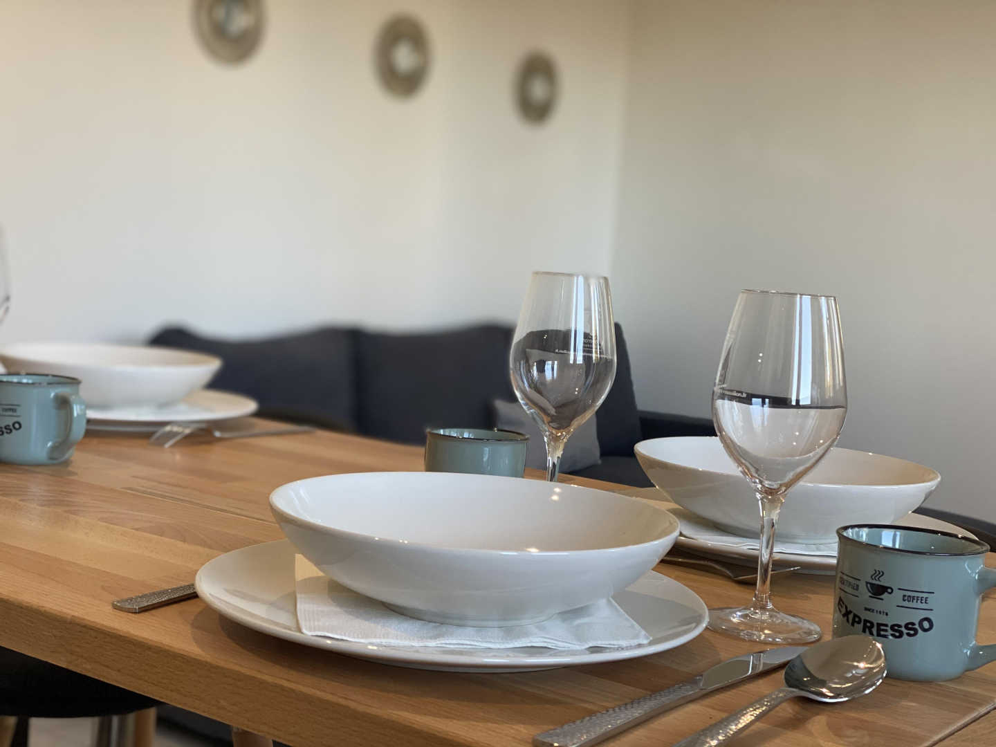 66G121406 9ff6f15b511e4fb481bb38c5a2c7c215