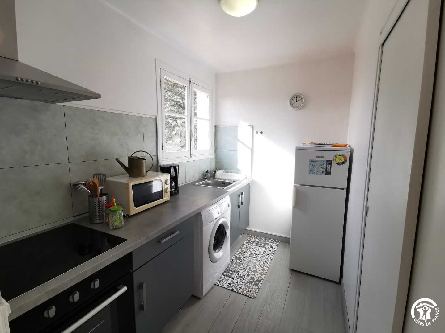 66G121712 96f96968df8341e6b15115b5431cc6ff