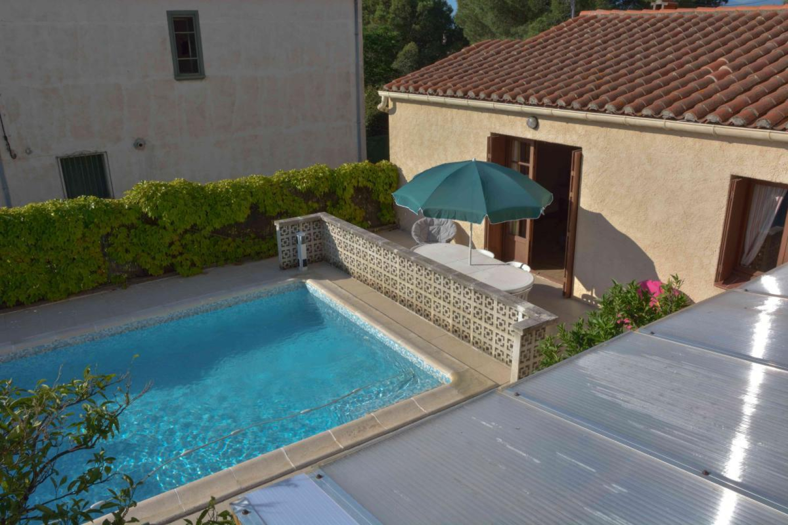 66G121713 44498581a3124d3e972cf9b62fe17441