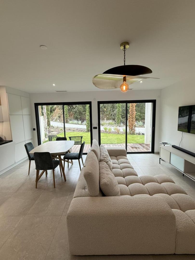 66G123312 960444f491054023bdefee58579b47c7