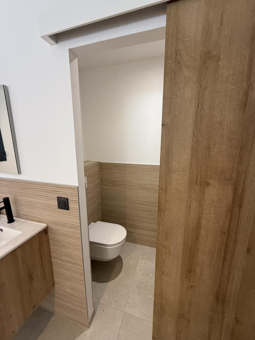 66G123312 ee293b37c7174284b8e9d4c92322eb81