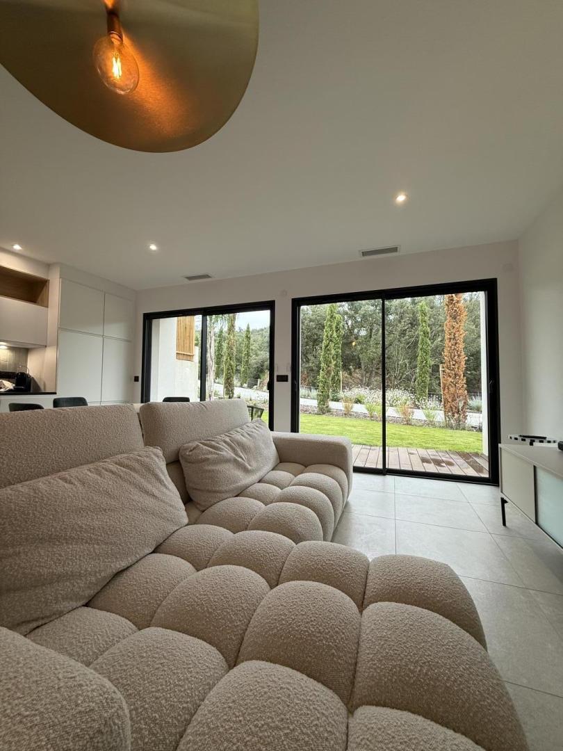 66G123312 fdb01710f5c14d0093dfae86a17a73df