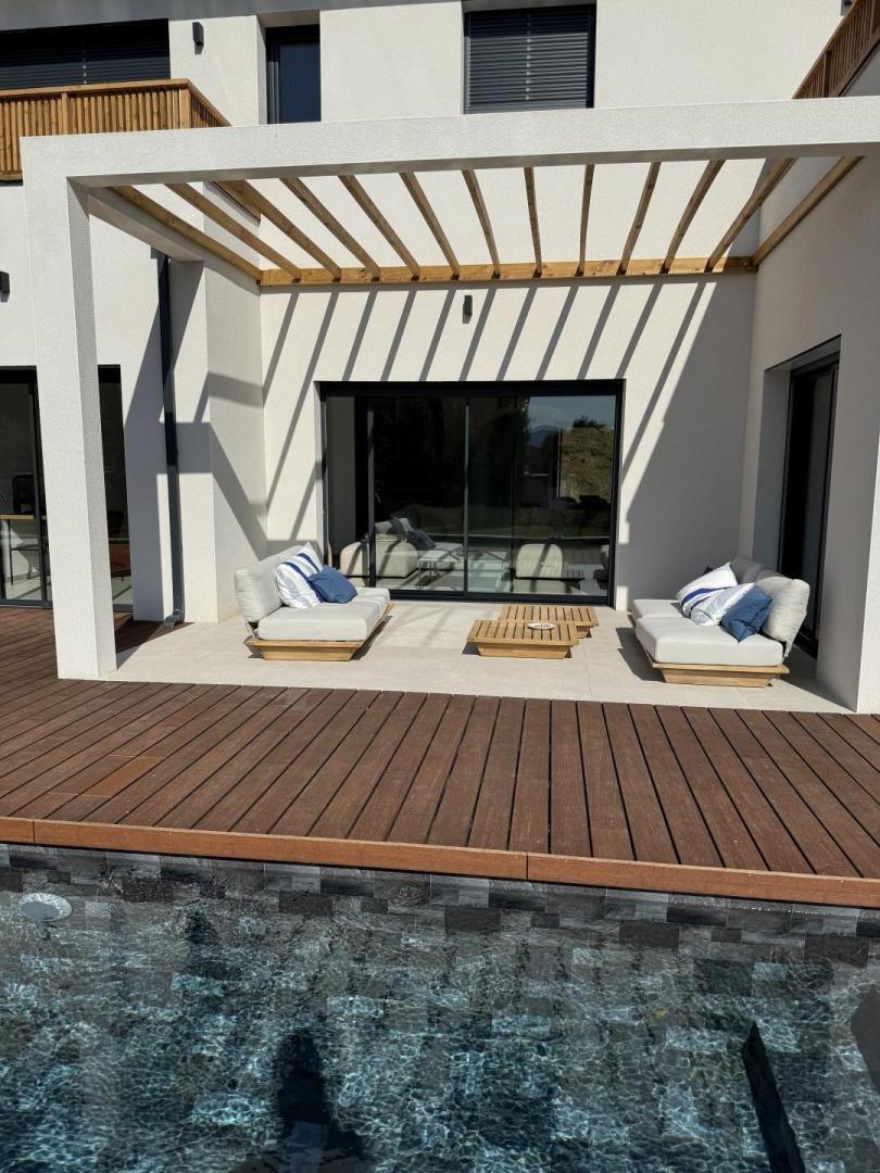 66G123313 0893606cea9a42b7b9ceae1447419617