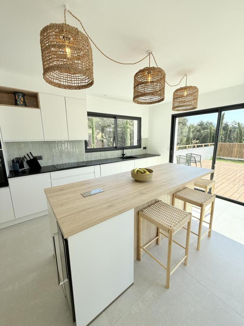 66G123313 3e1b197360c94a319a1f2e80812b46be