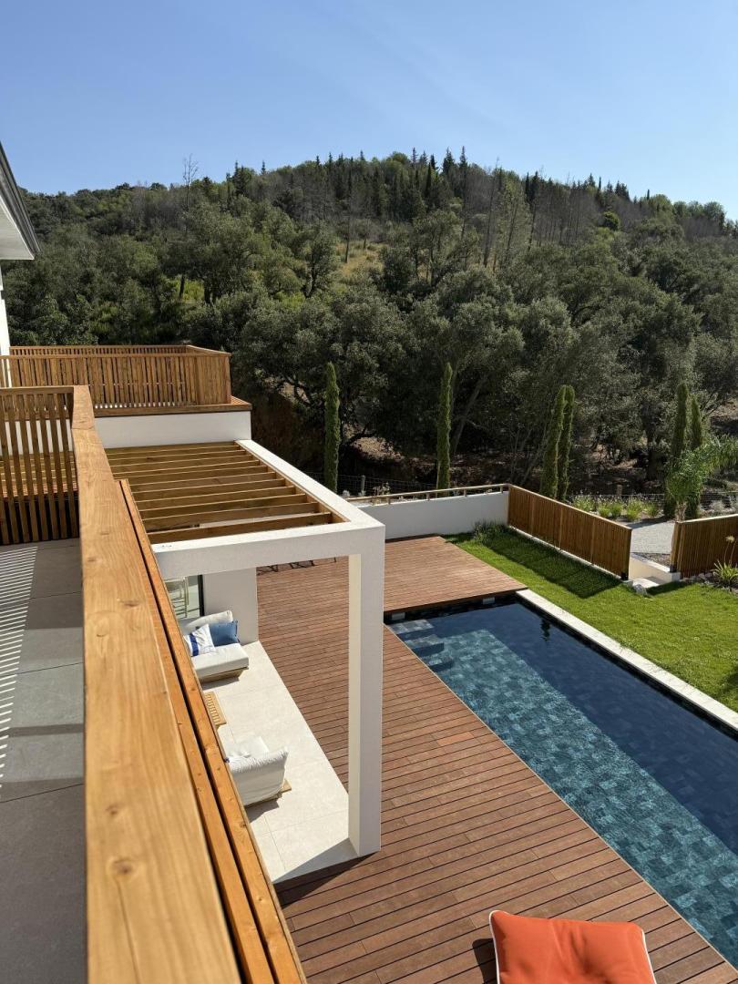 66G123313 509b8af8a57d4d4da73337adbf49551d