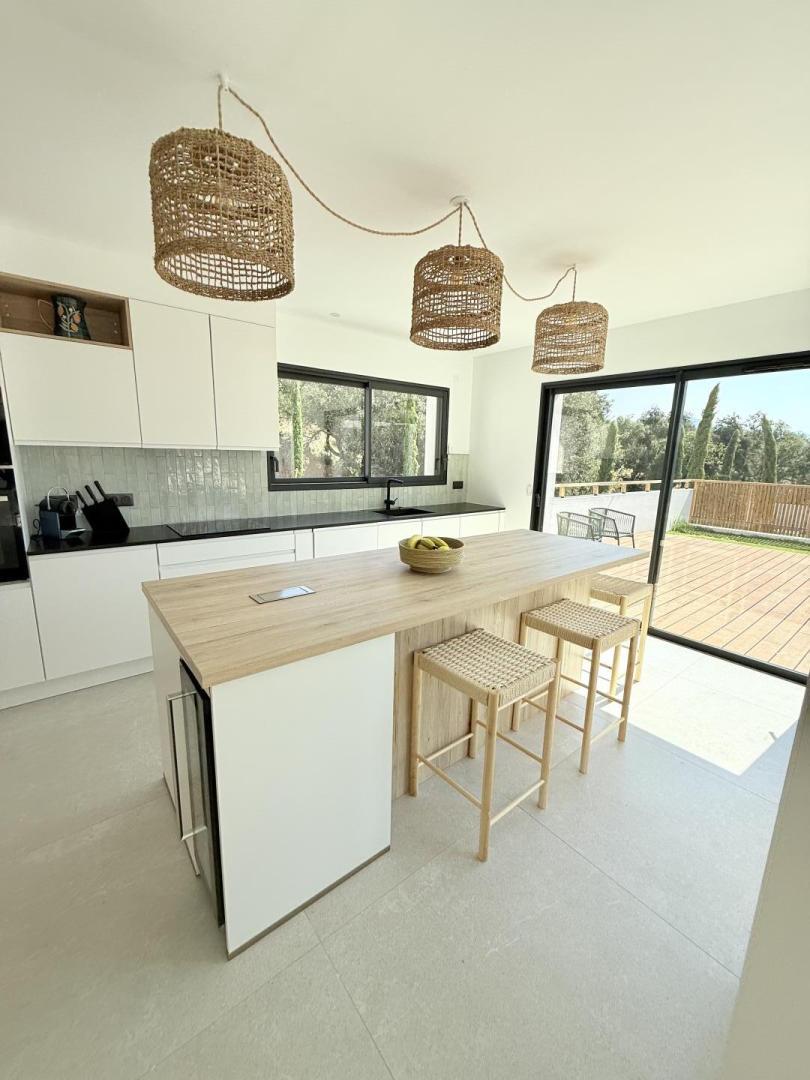 66G123313 820693f52926417493aaca9579e461b6