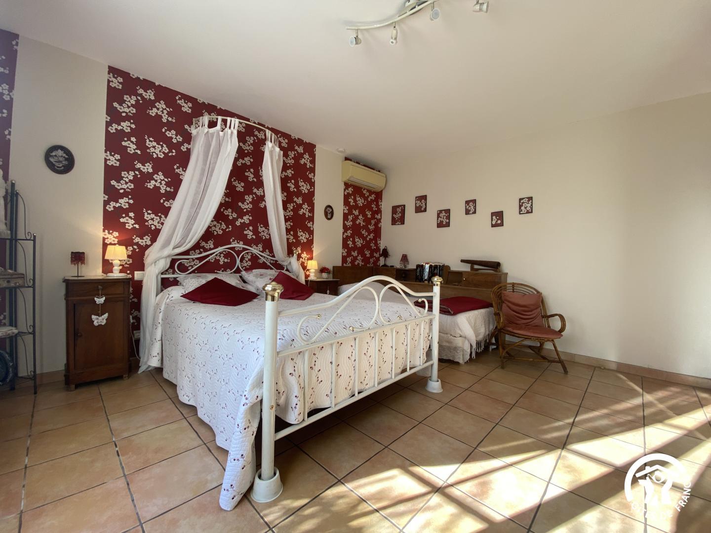 CHEZ NICOLE, Millas - photo 48