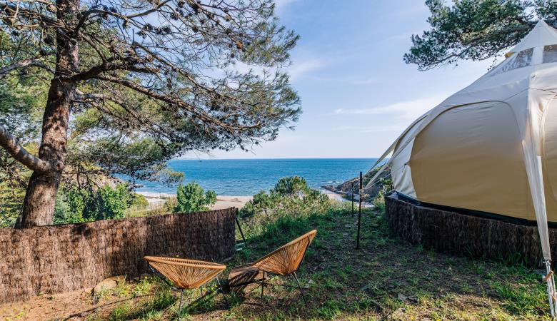 7. Tente Vue Mer & Jacuzzi 2 pers 1