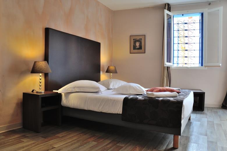 Aspres Thuir Hôtel Cortie Chambre