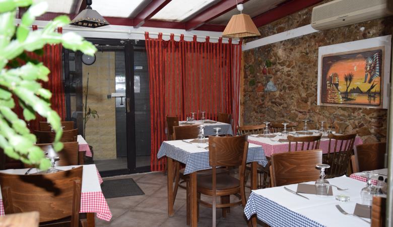 Aspres Thuir Restaurant La Mensa Interieur 2