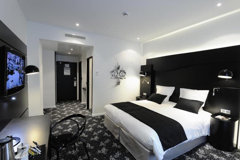 CHAMBRE - KYRIAD PRESTIGE 1