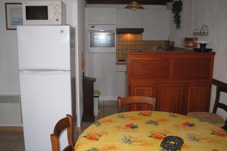 COLOMBET-SALLE-A-MANGER--CUISINE