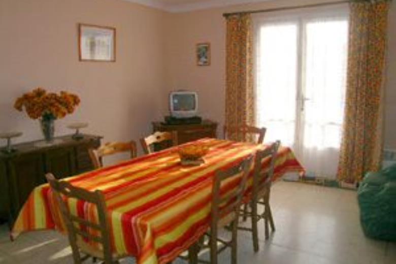 COMEMALE Michèle