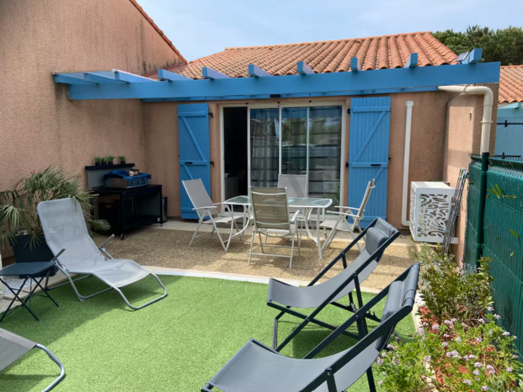MAISON DE VACANCES À LA MER