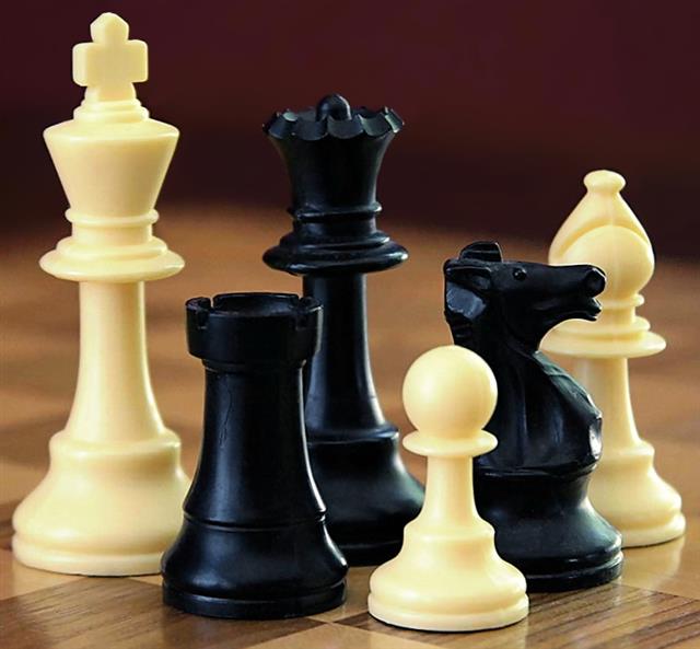 Session jeu d’échecs à la médiathèque