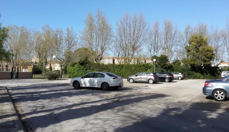 Parking  sécurisé et privé