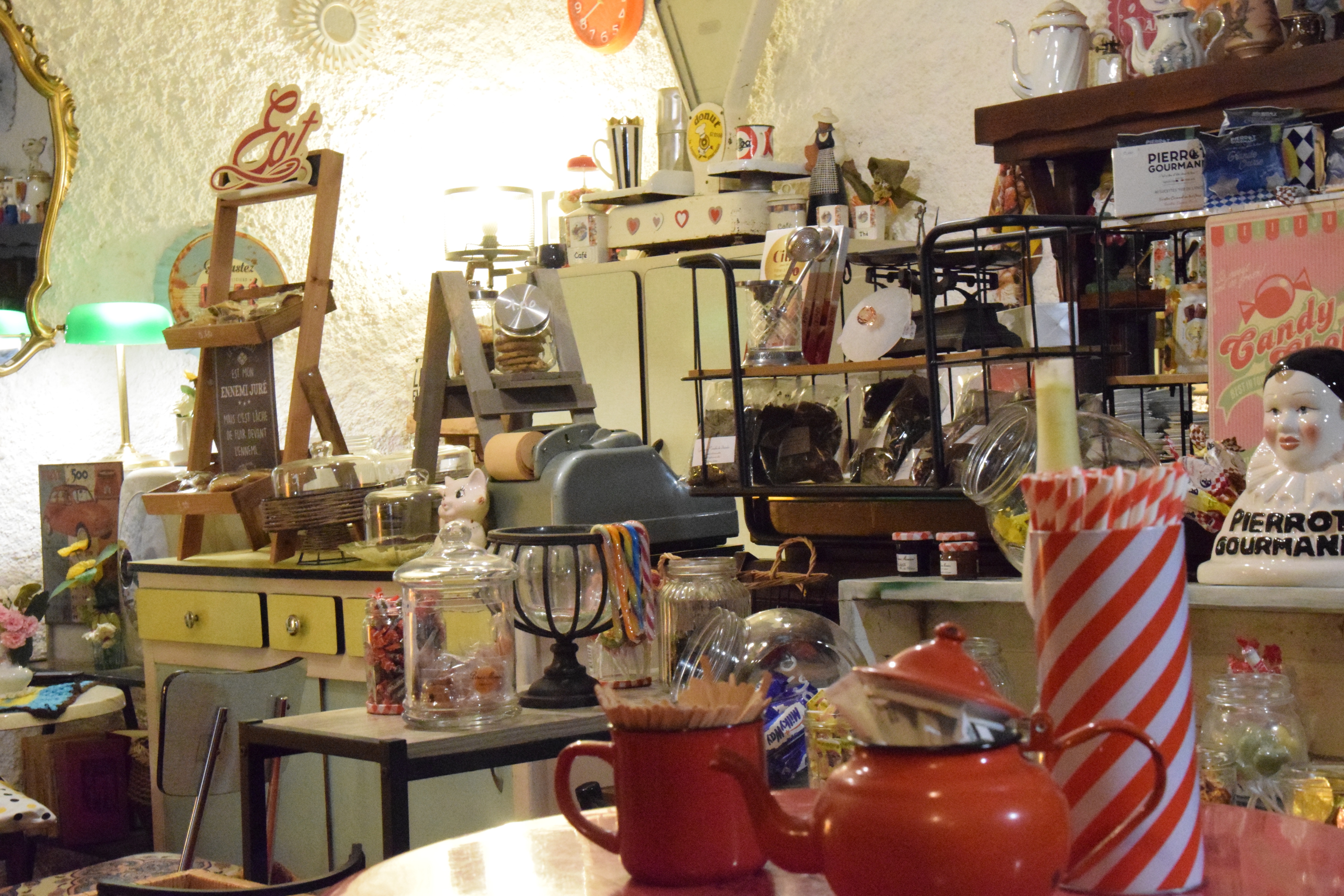 Aspres Thuir Brocante Laurence Entre parenthèses