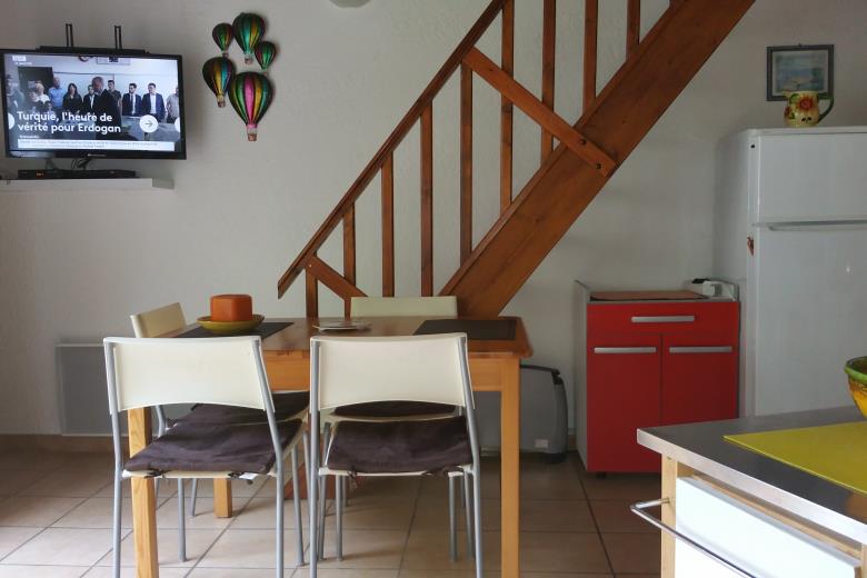 Dal Lago - Vue latérale cuisine vers mezzanine