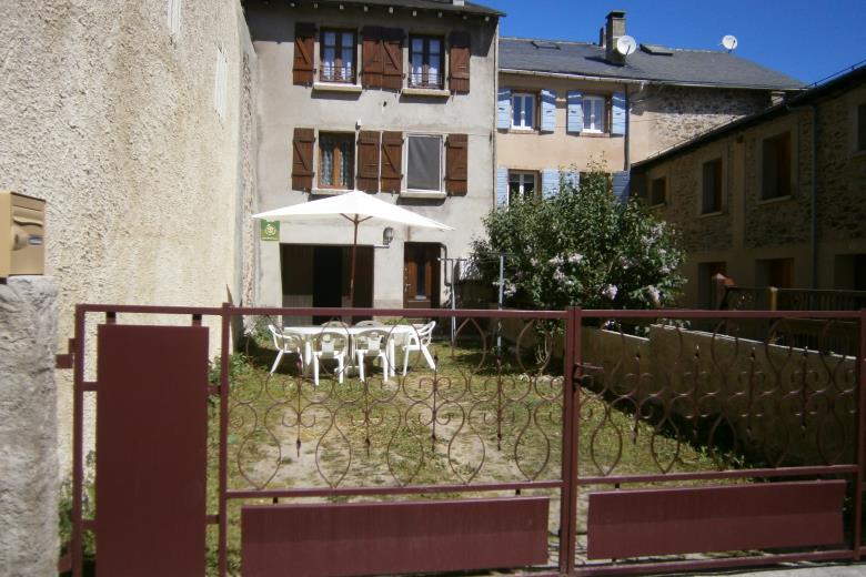 ENTREE EXTERIEUR MEUBLE TICHADOU