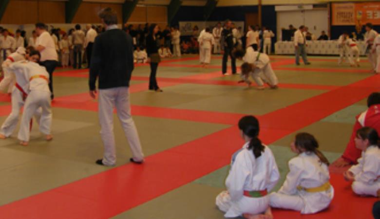 EQUIPEMENT judo