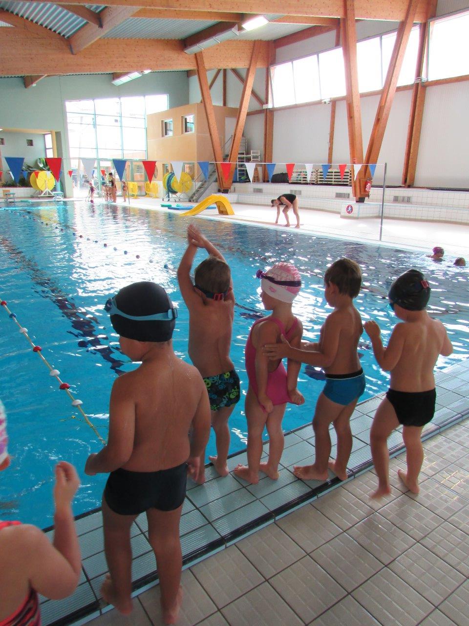 STAGE DE NATATION ENFANTS TOUSSAINT PISCINE ESPACE AQUASUD