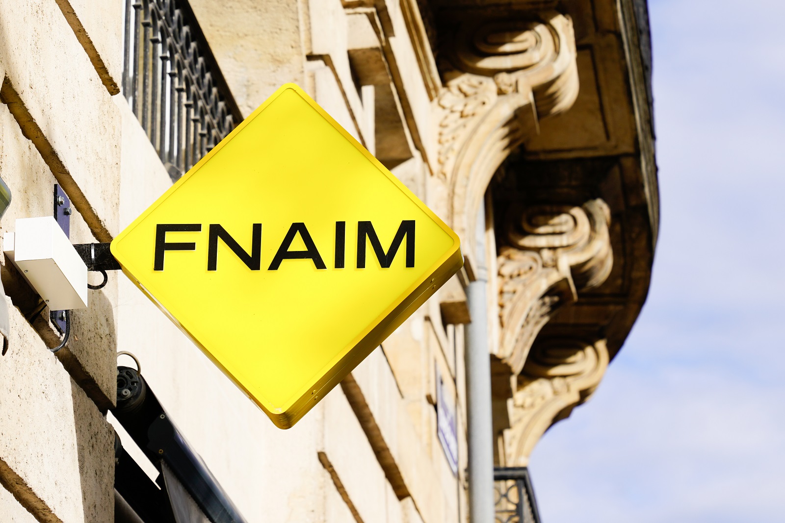FNAIM
