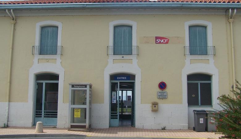 GARE-SNCF-DE-RIVESALTES