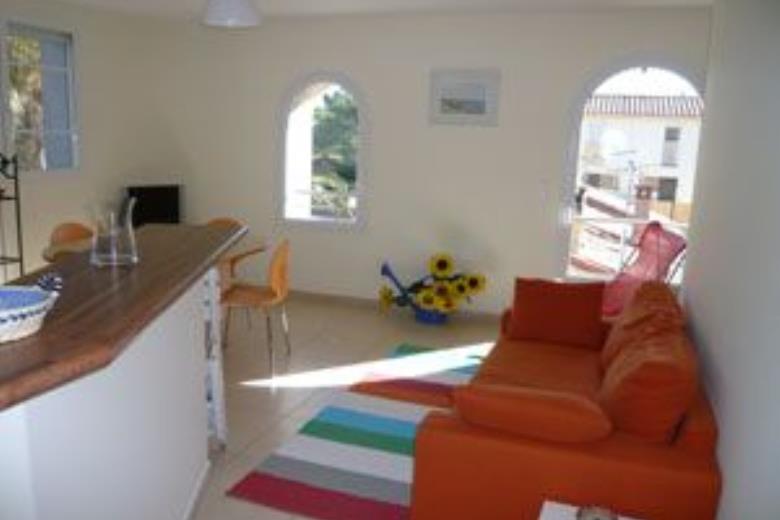 HLOLAR0660002361_2