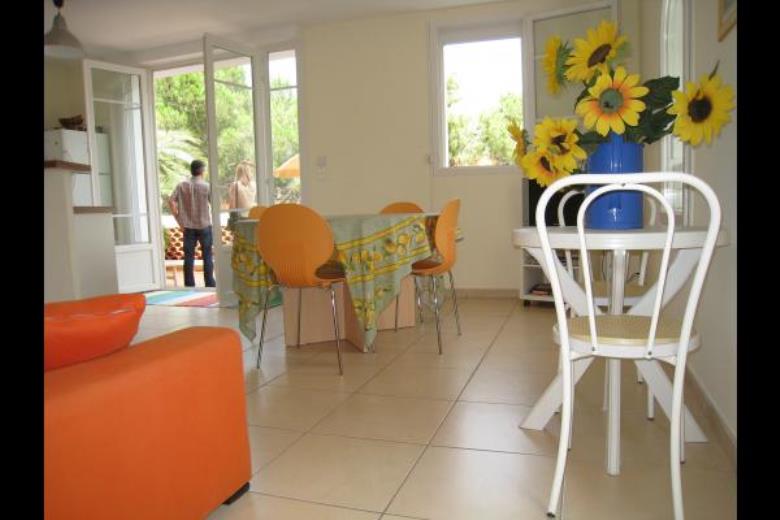 HLOLAR0660002361_3