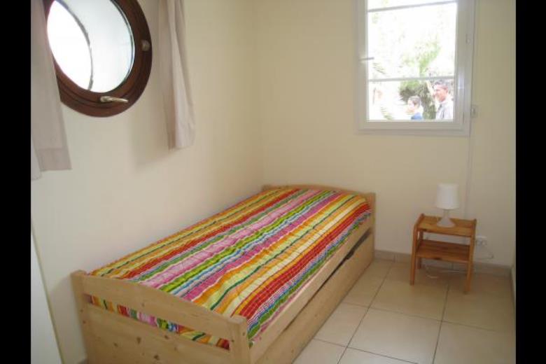 HLOLAR0660002361_7