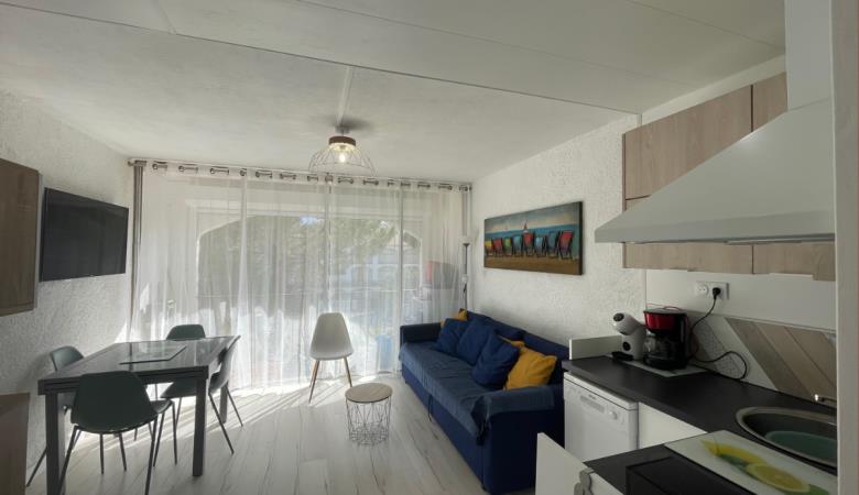 HLOLAR066NO21452_8