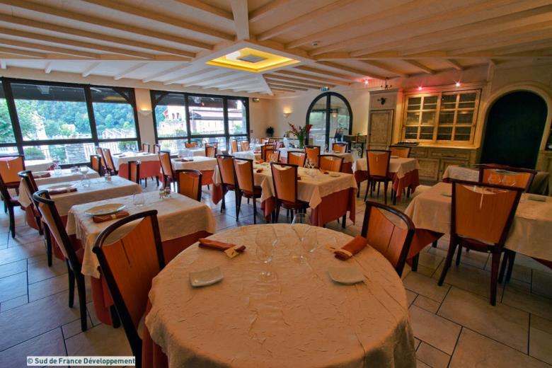 Hôtel le Bellevue 7