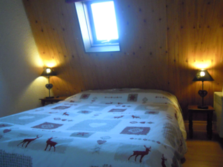 Les Angles - Village station