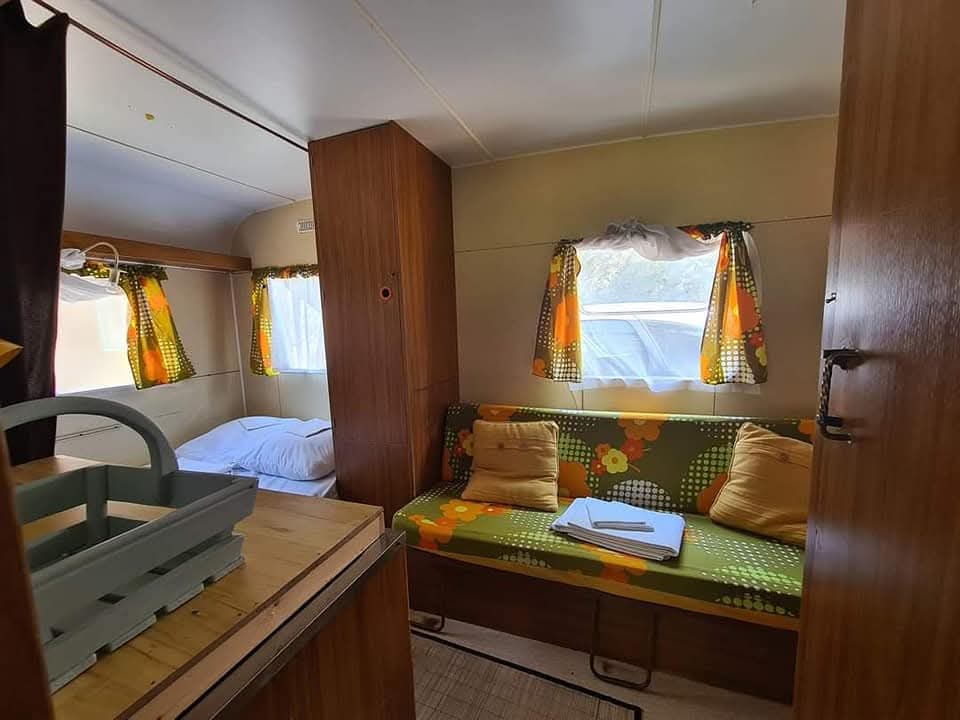 CARAVANE VINTAGE DE CHARME - CAMPING LE CANIGOU, Espira-de-Conflent