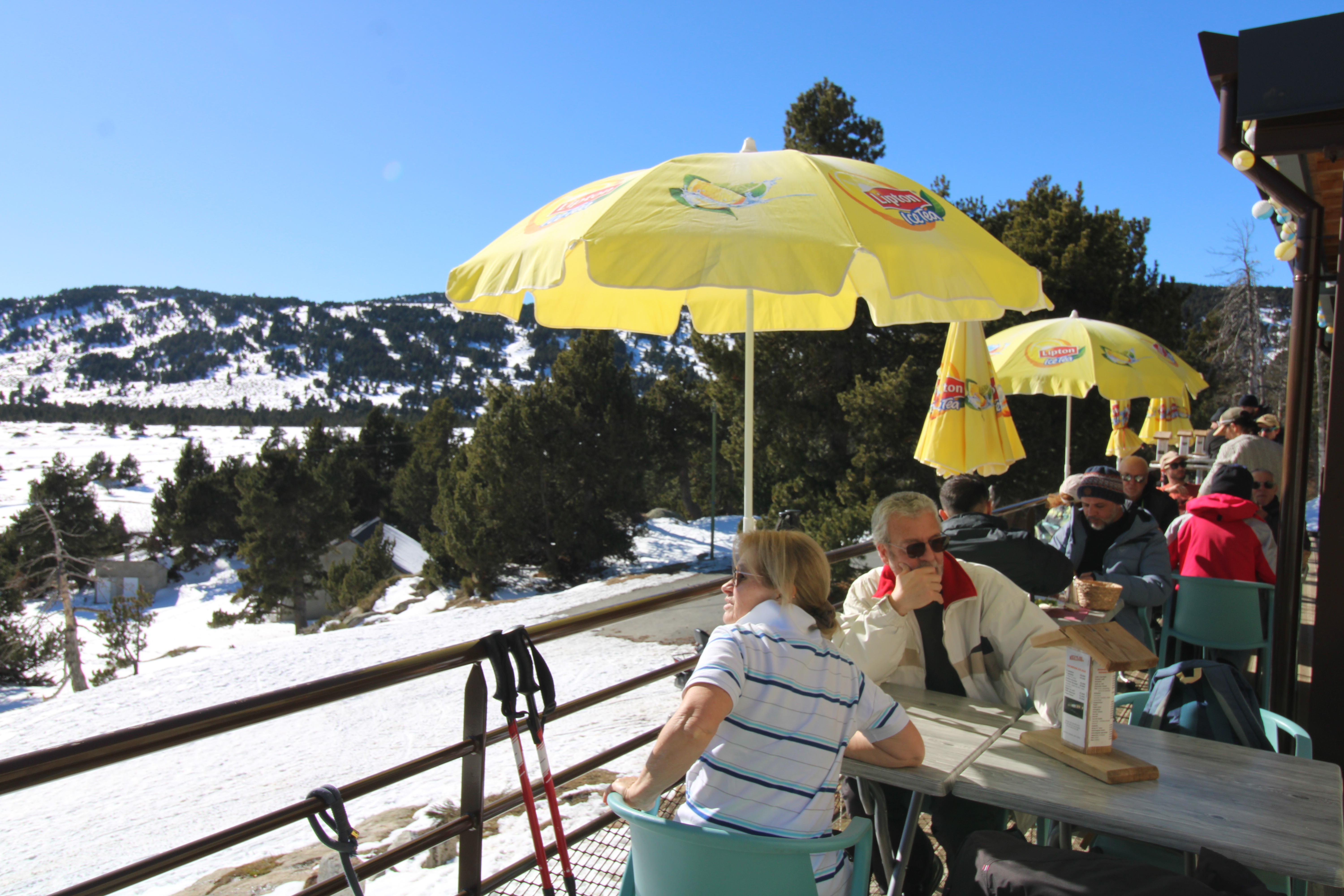 Les Angles - Village station