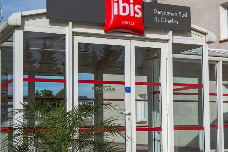 Ibis Saint Charles 1