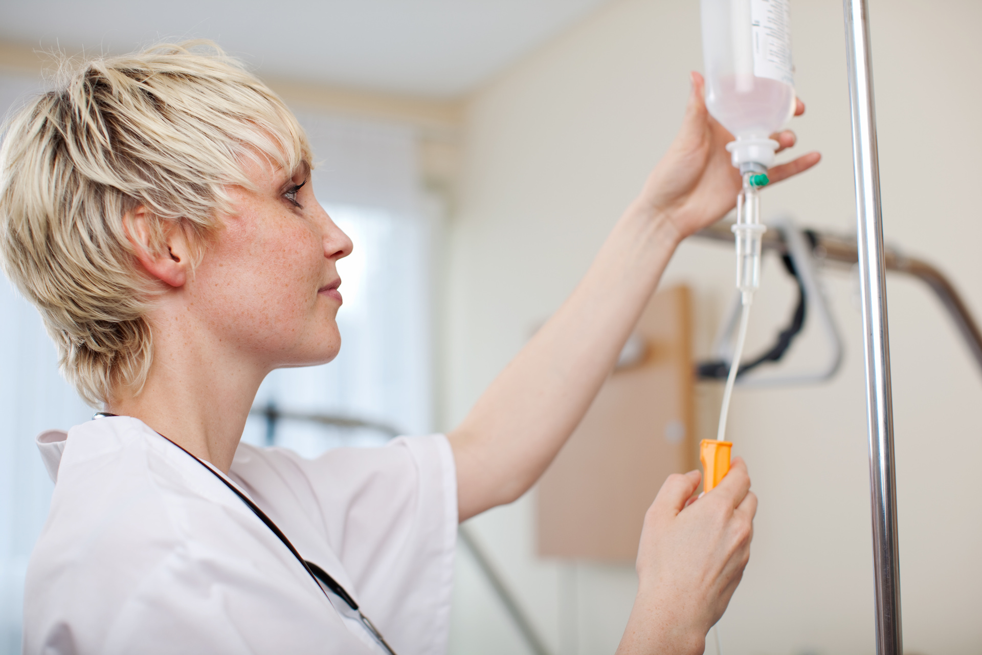 Infirmier Saint Cyprien 1920px  1 